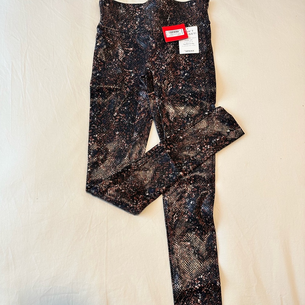 BRAND NEW - Spanx Leggings, size XS, snake print. Originally $98.00